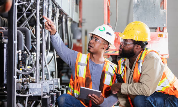 Best Best Electricians Near Me  in Altavista, VA